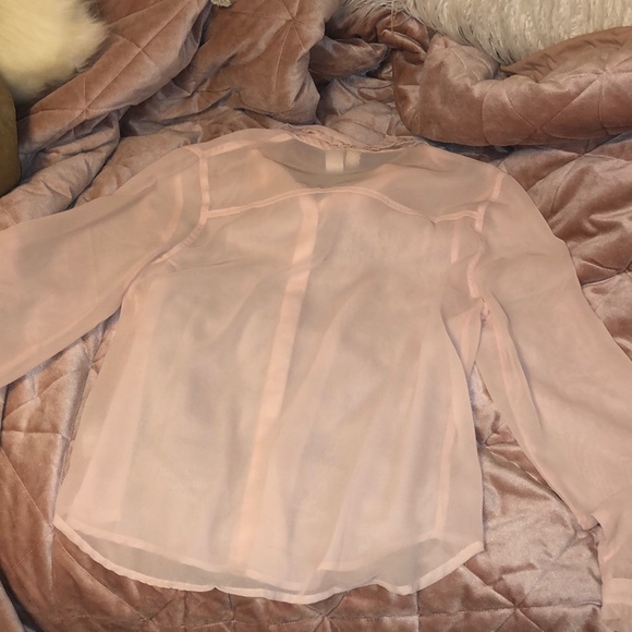 Button up - Picture 2 of 3